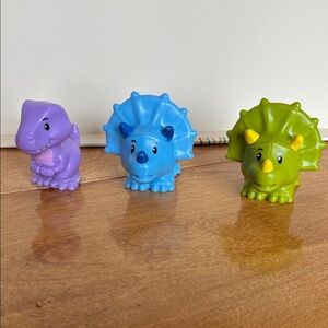 Fisher-Price Little People Dinosaur Lot